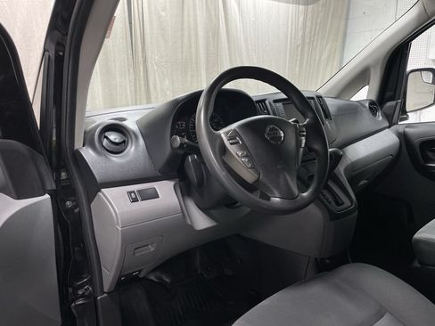 Used 2020 Nissan NV200 S FWD image 10