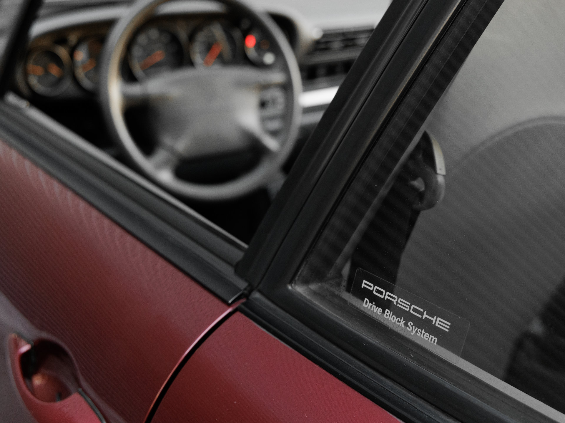 Used 1997 Porsche 911 Carrera S RWD image 15