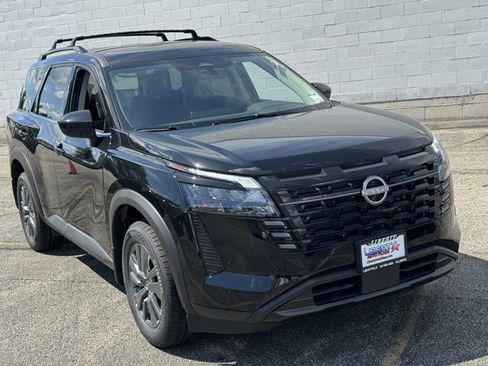 New 2026 Nissan Pathfinder SV w/ Cargo Package AWD/4WD image 25