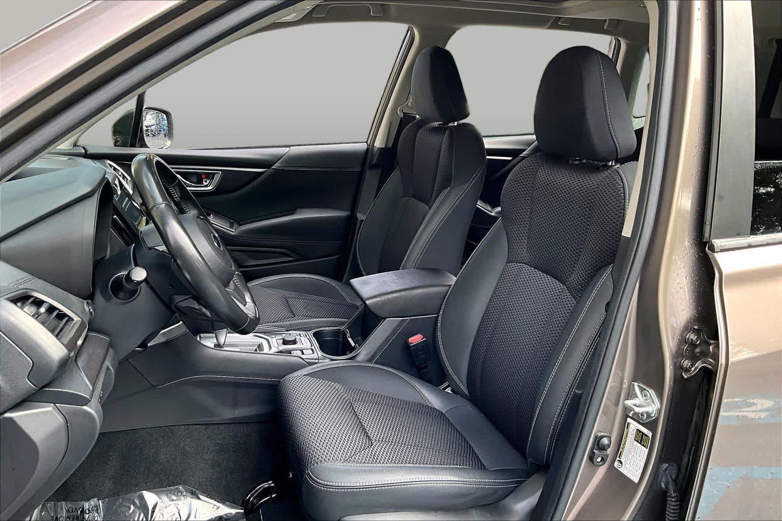 Used 2023 Subaru Forester Premium AWD/4WD image 15