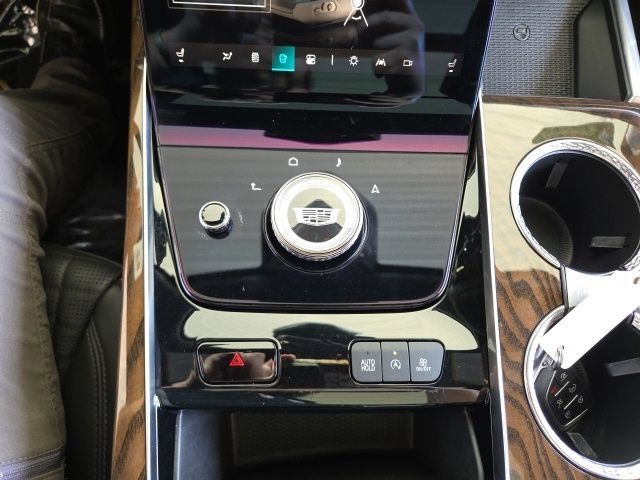 Used 2025 Cadillac Escalade Sport Platinum AWD/4WD image 68