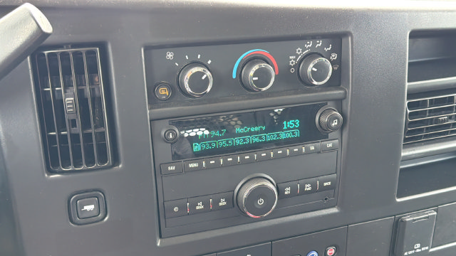 Used 2025 GMC Savana 2500 w/ Driver Convenience Package RWD image 29
