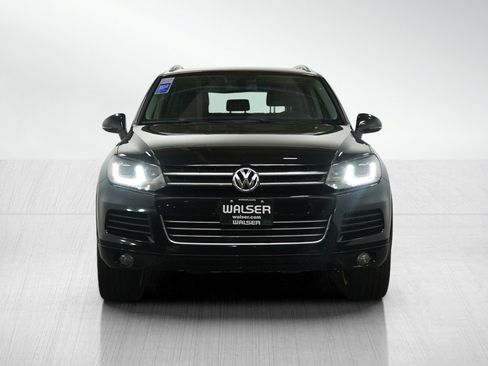 Used 2012 Volkswagen Touareg Executive image 8