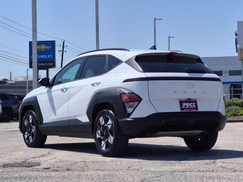 Used 2025 Hyundai Kona SEL FWD image 8
