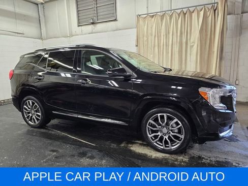 Used 2022 GMC Terrain Denali w/ Denali Premium Package image 6