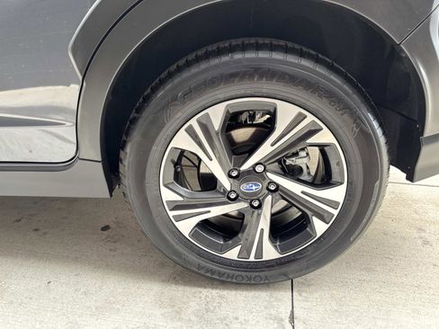 Used 2025 Subaru Crosstrek 2.0i Premium image 6