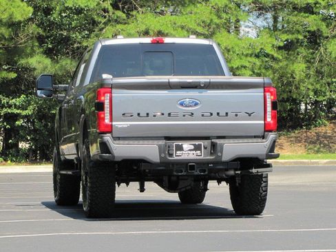 Used 2024 Ford F250 Lariat w/ Lariat Ultimate Package AWD/4WD image 11