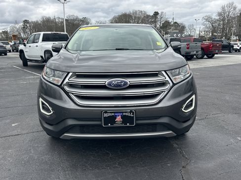 Used 2017 Ford Edge SEL w/ Equipment Group 201A image 3
