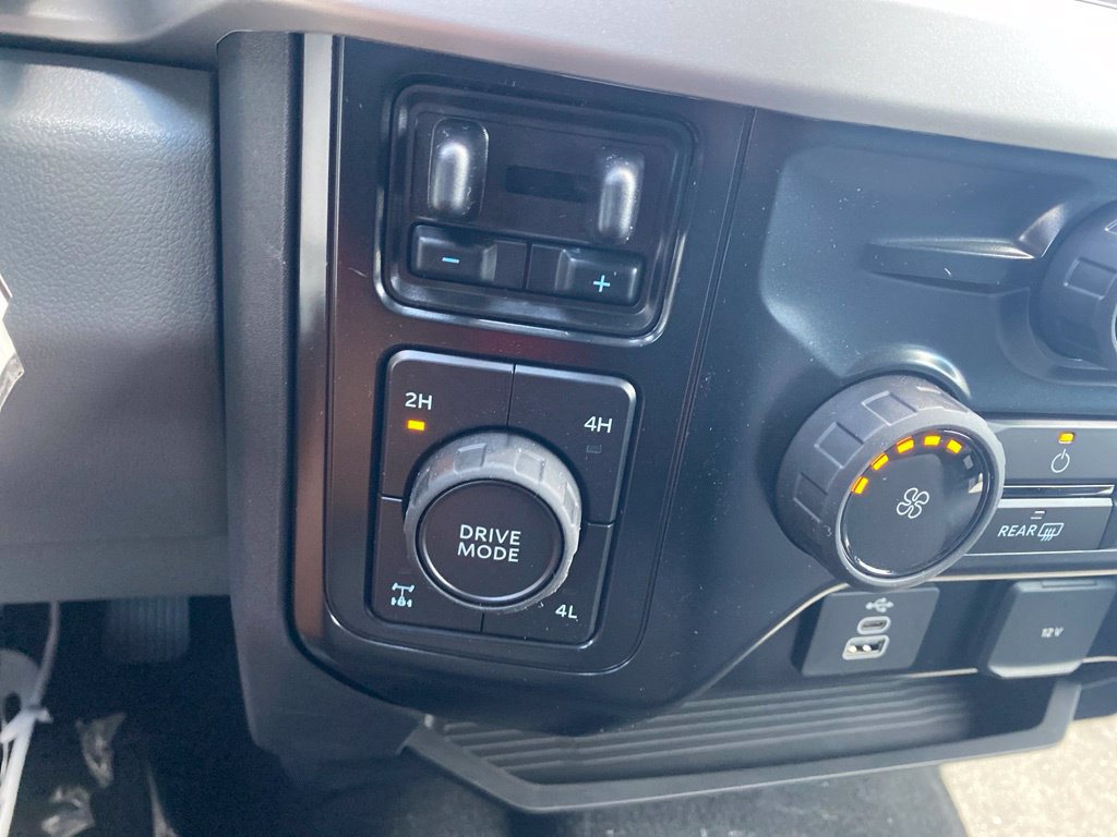 New 2026 Ford F250 XL w/ STX Appearance Package AWD/4WD image 25