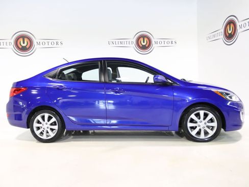 Used 2013 Hyundai Accent GLS w/ Premium Pkg FWD image 34