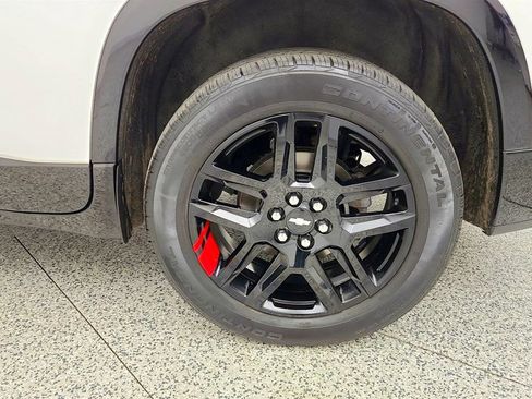 Used 2021 Chevrolet Traverse Premier w/ Redline Edition AWD/4WD image 9