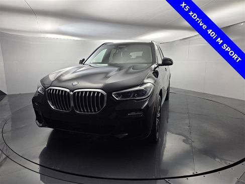 Used 2021 BMW X5 xDrive40i w/ M Sport Package image 6