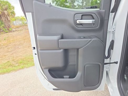 New 2026 GMC Sierra 1500 Pro w/ Pro Value Package image 9