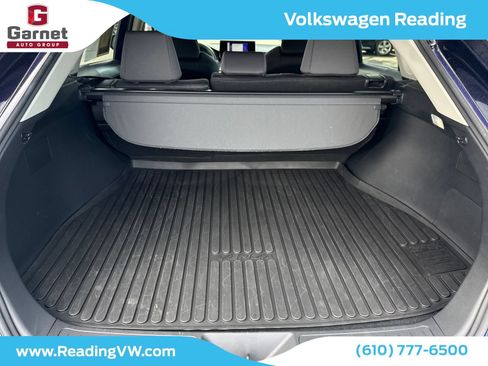 Used 2023 Toyota Venza LE AWD/4WD image 22