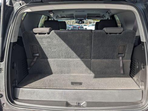 Used 2015 GMC Yukon SLE w/ Convenience Package image 9