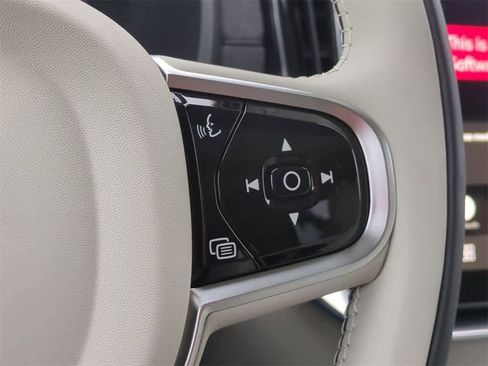 New 2026 Volvo XC90 B6 Ultra image 24