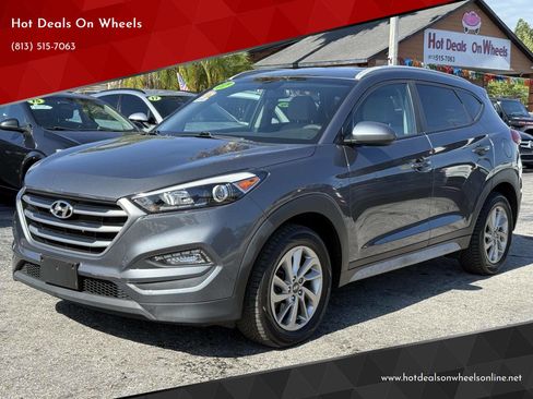 Used 2017 Hyundai Tucson SE AWD/4WD image 1