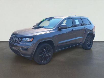 Used 2018 Jeep Grand Cherokee Altitude