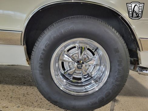 Used 1987 Chevrolet Monte Carlo LS image 8