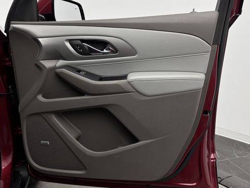 Used 2019 Chevrolet Traverse LT w/ LT Premium Package FWD image 36