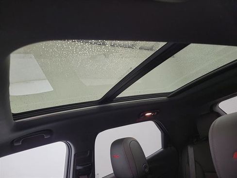 Used 2024 Chevrolet TrailBlazer RS w/ Convenience Package image 33