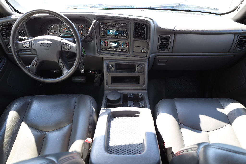 Used 2005 Chevrolet Silverado 3500 LT w/ Skid Plate Package AWD/4WD image 19