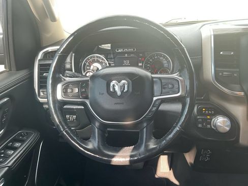 Used 2019 RAM 1500 Laramie AWD/4WD image 18