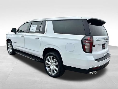 Used 2021 Chevrolet Suburban High Country RWD image 4