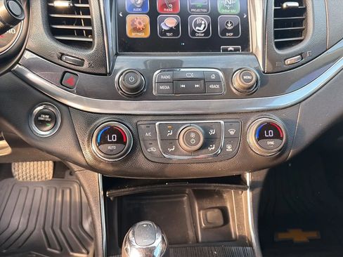 Used 2020 Chevrolet Impala LT FWD image 89