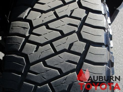 Used 2021 Chevrolet Silverado 2500 High Country w/ Z71 Off-Road Package image 6