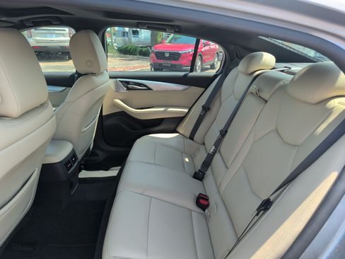 Certified 2024 Cadillac CT5 Luxury w/ Sun And Sound Package RWD image 32