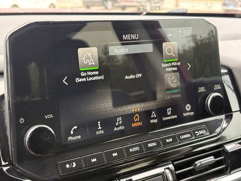 Used 2024 Nissan Pathfinder SL w/ SL Premium Package image 24