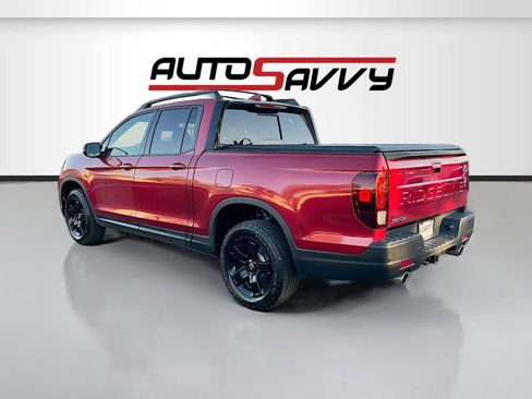 Used 2025 Honda Ridgeline Black Edition image 5