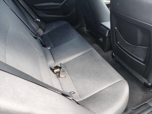 Used 2015 BMW X1 sDrive28i image 16