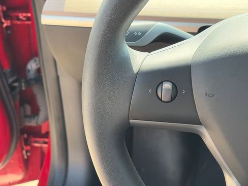 Used 2023 Tesla Model 3 Standard Range RWD image 23