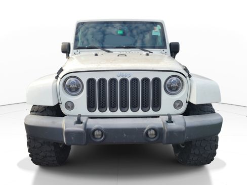 Used 2018 Jeep Wrangler Unlimited Rubicon w/ Cold Weather Group AWD/4WD image 2