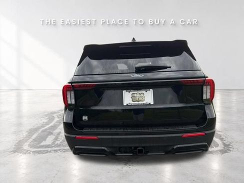 New 2026 Ford Explorer ST-Line RWD image 5