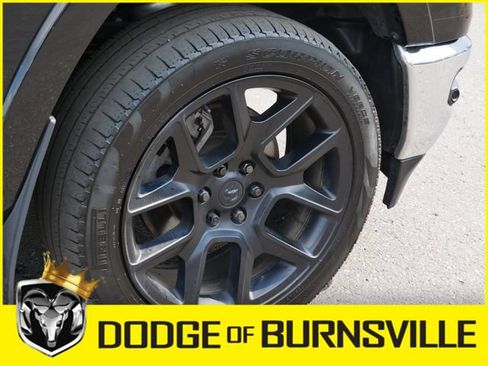 Used 2023 RAM 1500 Limited AWD/4WD image 12