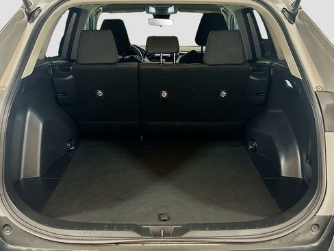 Used 2022 Toyota RAV4 LE FWD image 22
