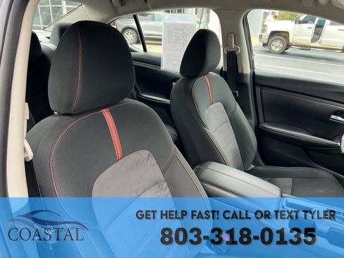 Certified 2025 Nissan Sentra SR FWD image 25