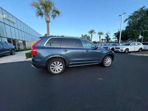 Used 2018 Volvo XC90 T5 Momentum w/ Convenience Package FWD image 18