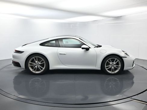 Certified 2022 Porsche 911 Carrera image 16