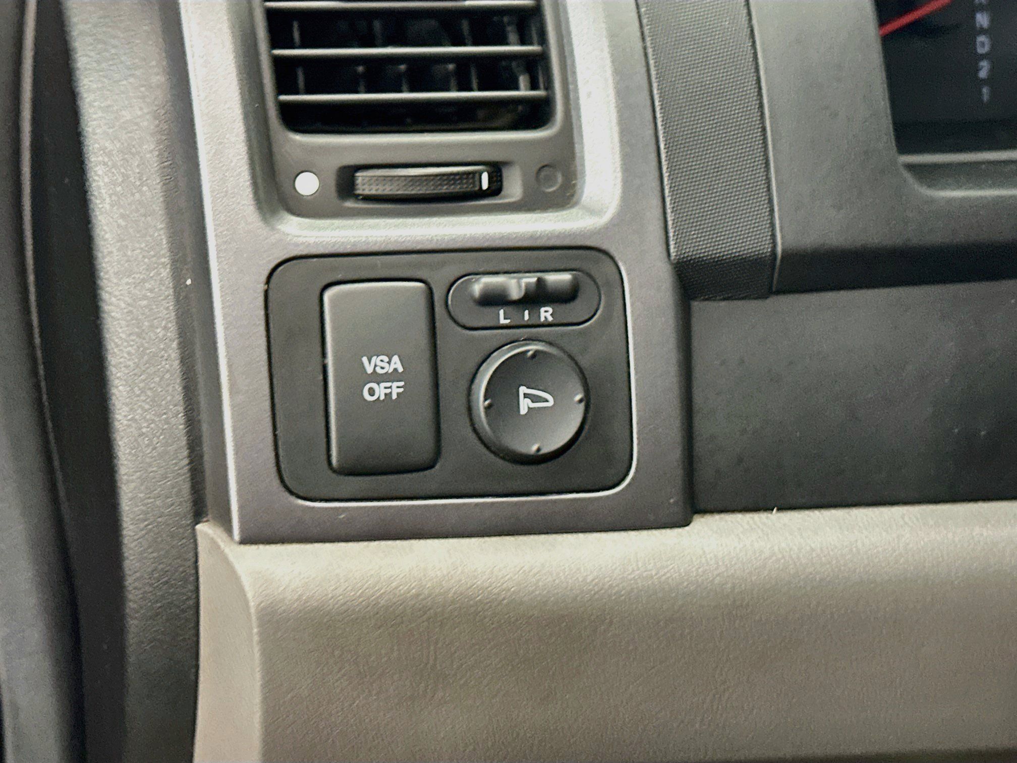 Used 2007 Honda CR-V EX-L image 17