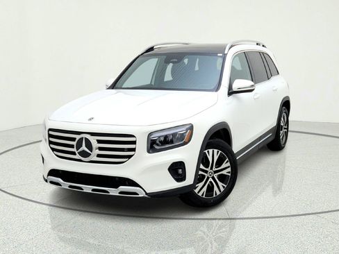 New 2026 Mercedes-Benz GLB 250 image 2