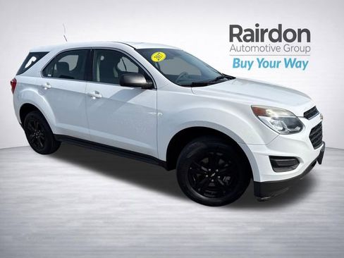 Used 2017 Chevrolet Equinox LS FWD image 1
