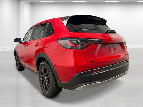 New 2026 Honda HR-V Sport image 3