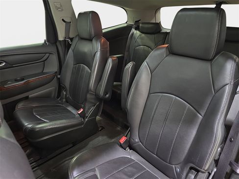 Used 2013 Chevrolet Traverse LTZ image 14