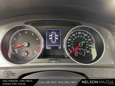 Used 2017 Volkswagen Golf Alltrack S image 28