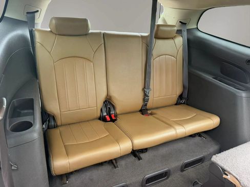 Used 2014 Buick Enclave Leather AWD/4WD image 19