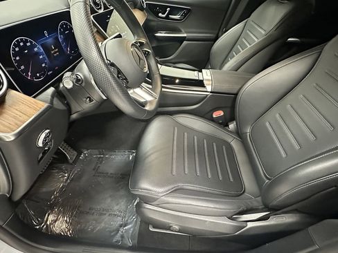 Certified 2024 Mercedes-Benz GLC 300 4MATIC image 9